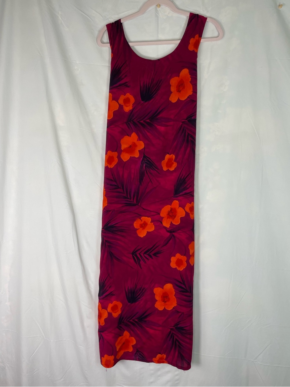 Vintage Sleeveless Magenta Maxi Dress with Orange Floral Print
